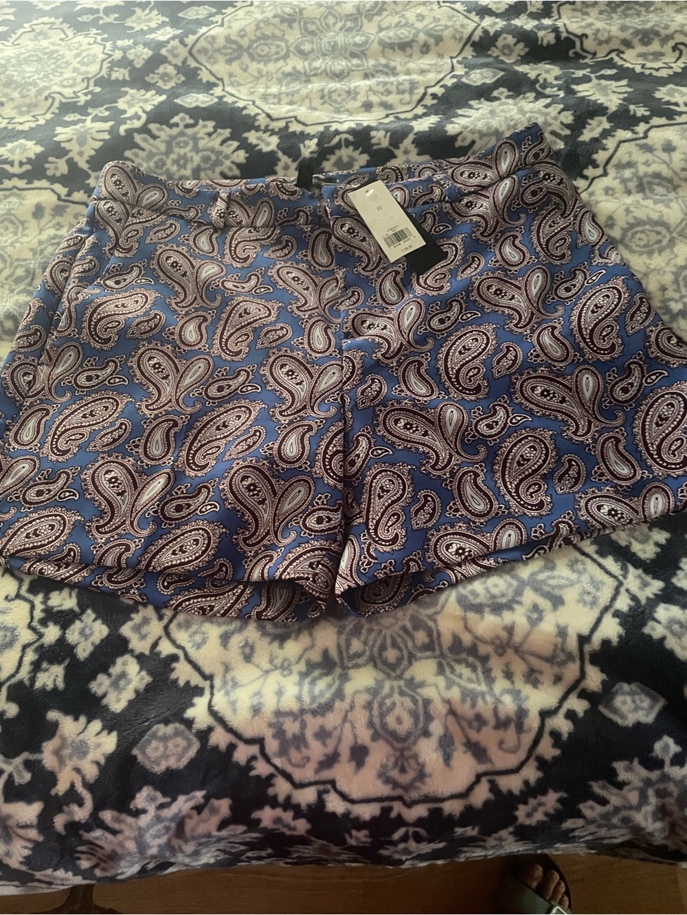 Banana Republic Blue Paisley High-Waist Women’s Shorts
